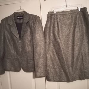 2 piece black/grey with silver accents